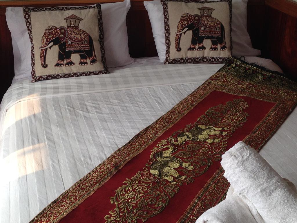 Villa Kingkham Riverside Luang Prabang Luaran gambar