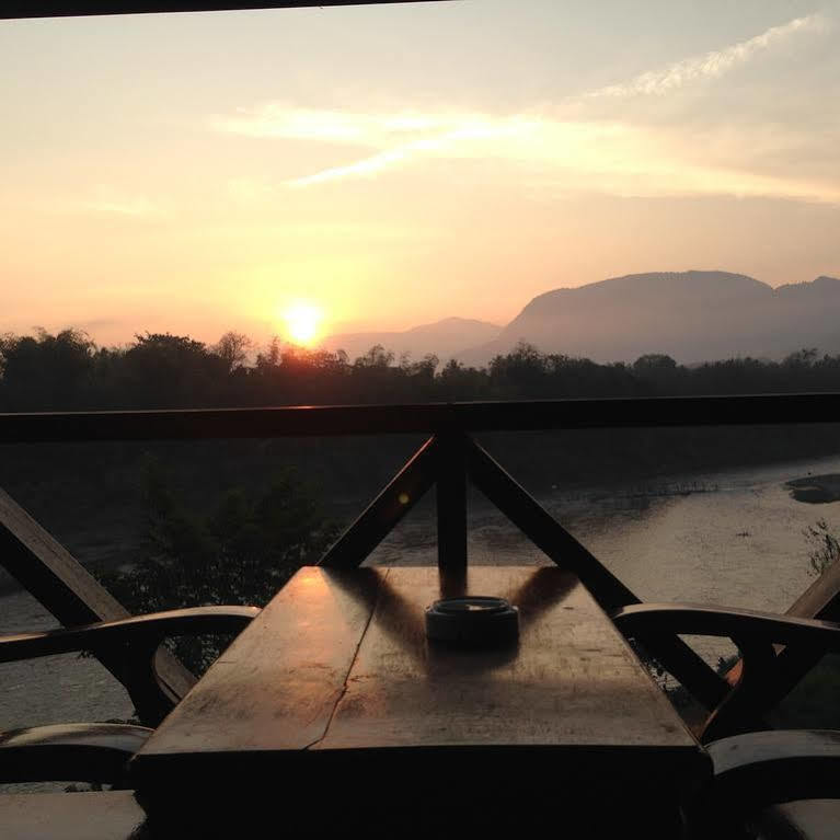 Villa Kingkham Riverside Luang Prabang Luaran gambar