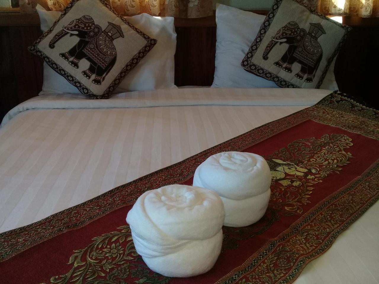 Villa Kingkham Riverside Luang Prabang Luaran gambar