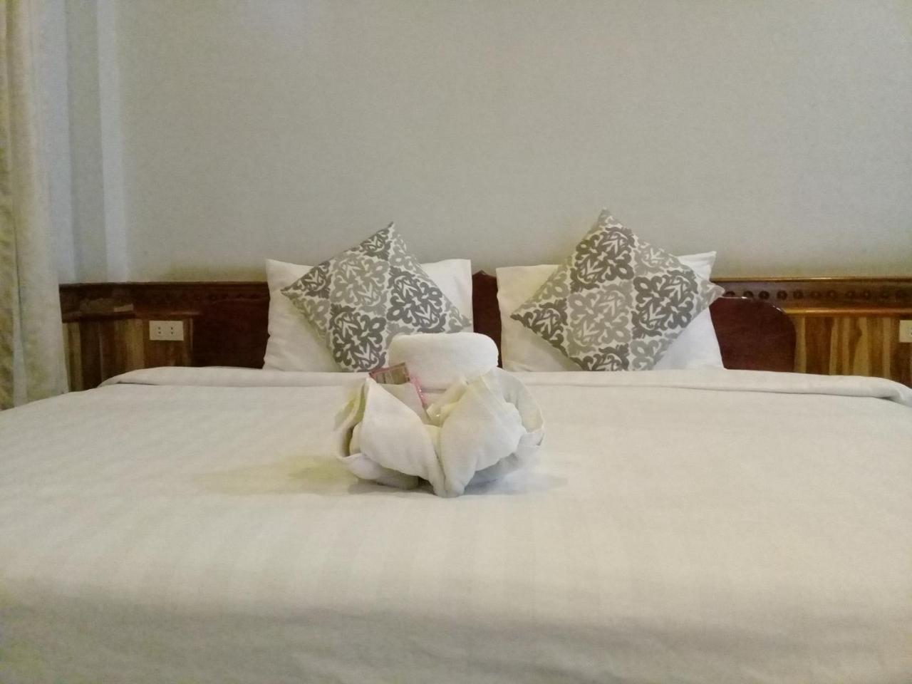 Villa Kingkham Riverside Luang Prabang Luaran gambar